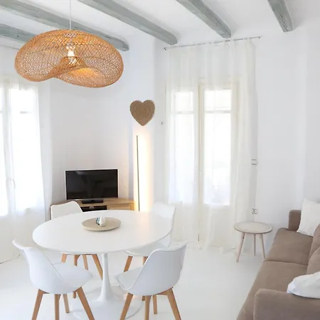 Holiday home Cycladic With Hot Tub Ano Mera