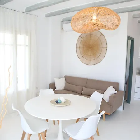 Holiday home Cycladic With Hot Tub