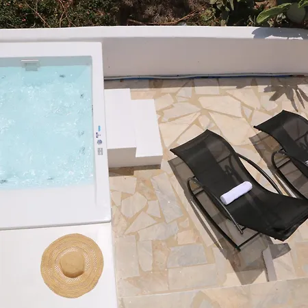 Cycladic With Hot Tub Holiday home Ano Mera